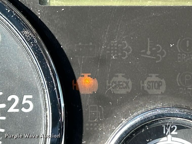 image for item NJ9634 2016 Western Star 5700XE semi truck