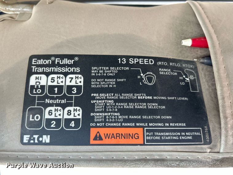 image for item NJ9634 2016 Western Star 5700XE semi truck