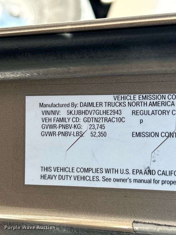 image for item NJ9634 2016 Western Star 5700XE semi truck