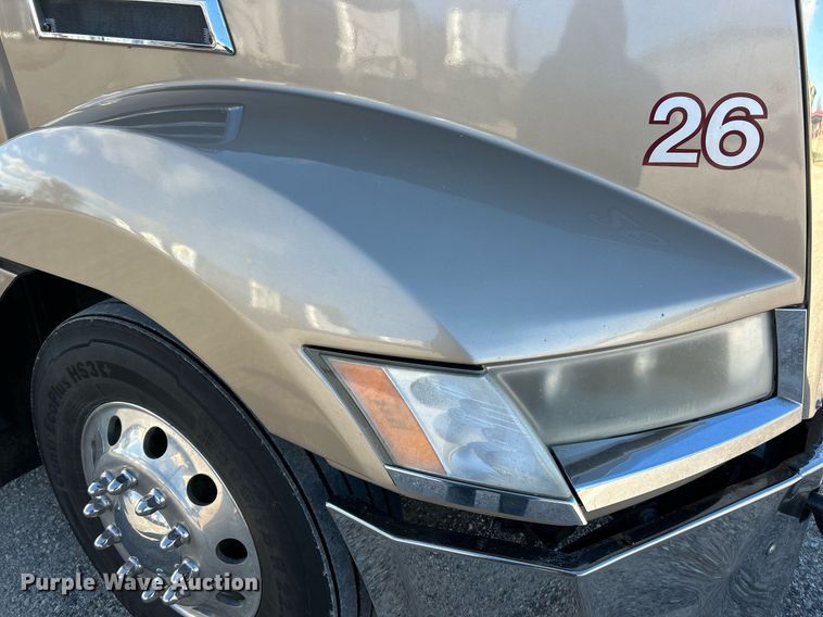 image for item NJ9636 2016 Western Star 5700XE semi truck