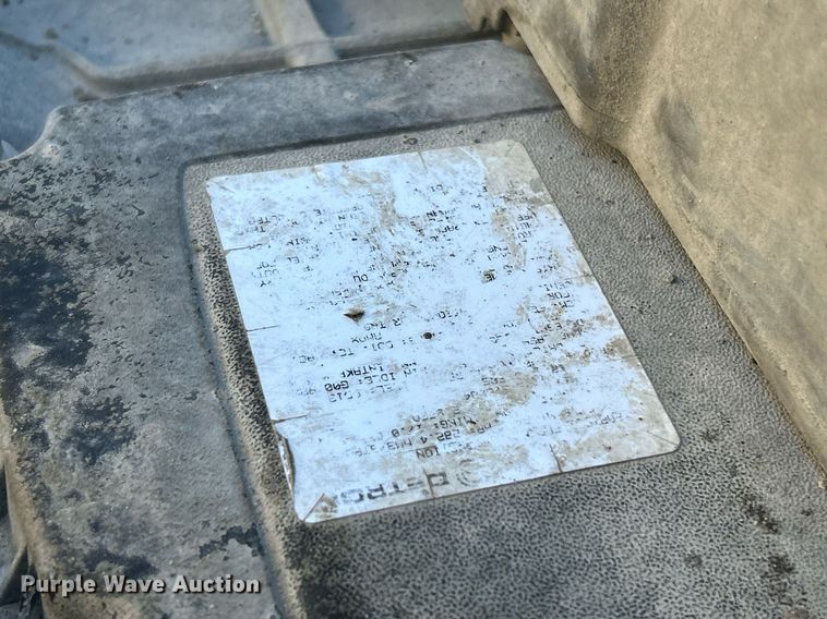 image for item NJ9636 2016 Western Star 5700XE semi truck