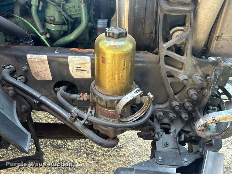 image for item YA0115 2020 Volvo VN semi truck