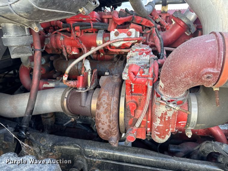 image for item YA0161 2013 Peterbilt 579 semi truck