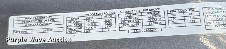 image for item YA0161 2013 Peterbilt 579 semi truck