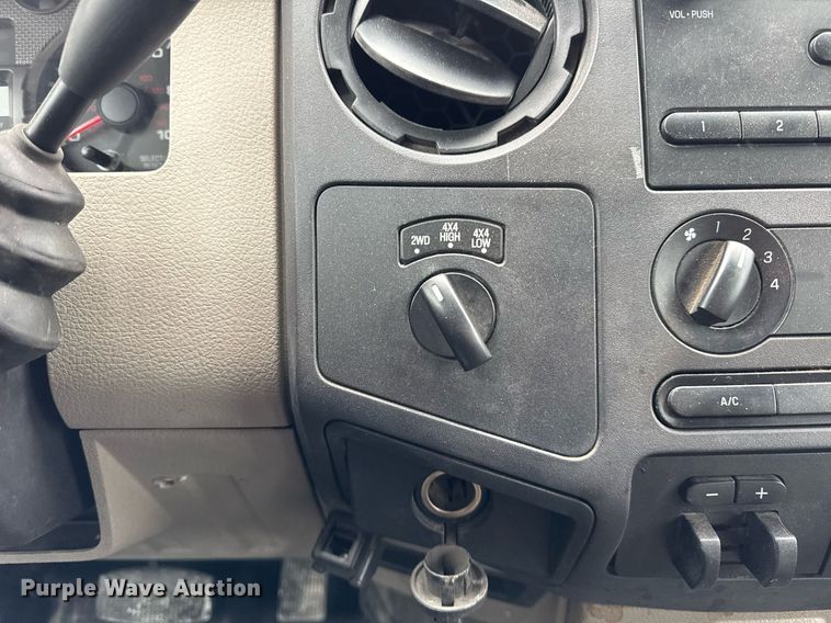 image for item DH9797 2009 Ford F550 Super Duty XL dump truck