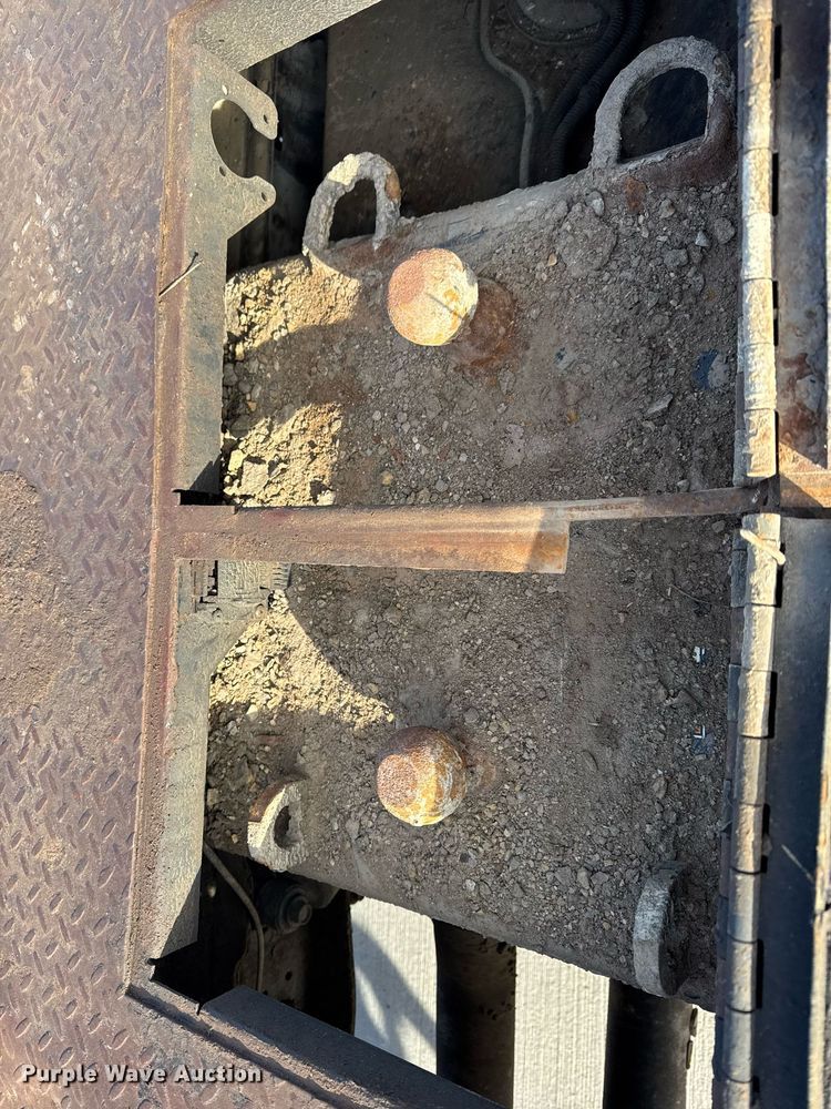 image for item DH9819 2011 Dodge Ram 5500HD Crew Cab pickup truck