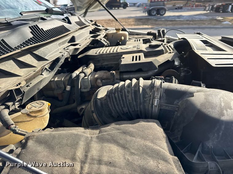 image for item DH9819 2011 Dodge Ram 5500HD Crew Cab pickup truck