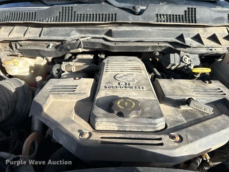 image for item DH9819 2011 Dodge Ram 5500HD Crew Cab pickup truck