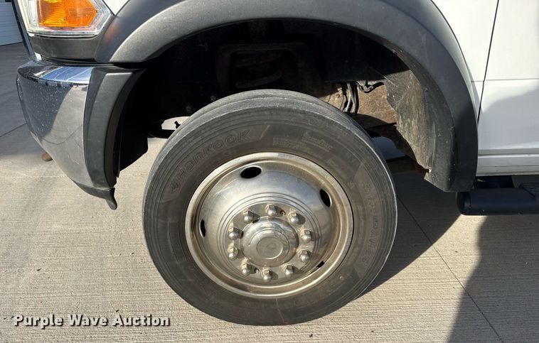 image for item DH9819 2011 Dodge Ram 5500HD Crew Cab pickup truck