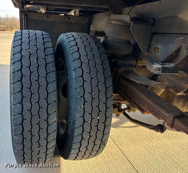 image for item DH9819 2011 Dodge Ram 5500HD Crew Cab pickup truck