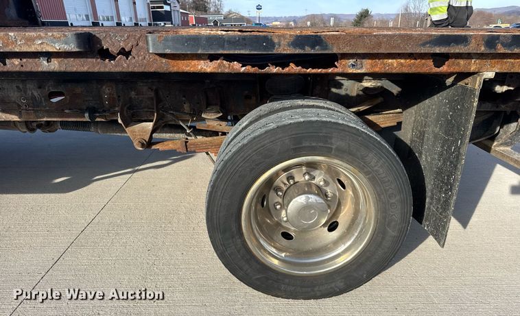 image for item DH9819 2011 Dodge Ram 5500HD Crew Cab pickup truck