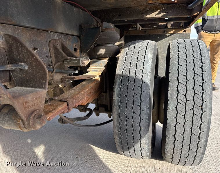 image for item DH9819 2011 Dodge Ram 5500HD Crew Cab pickup truck