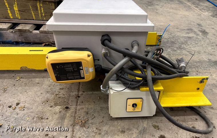 image for item DH9826 Harrington Hoist and Cranes ERIA-556732 hoist