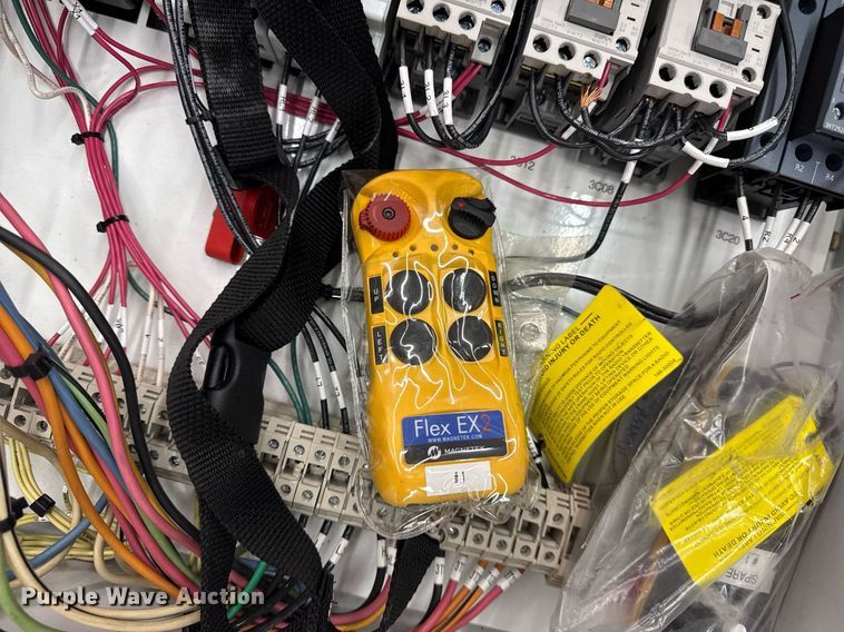 image for item DH9826 Harrington Hoist and Cranes ERIA-556732 hoist