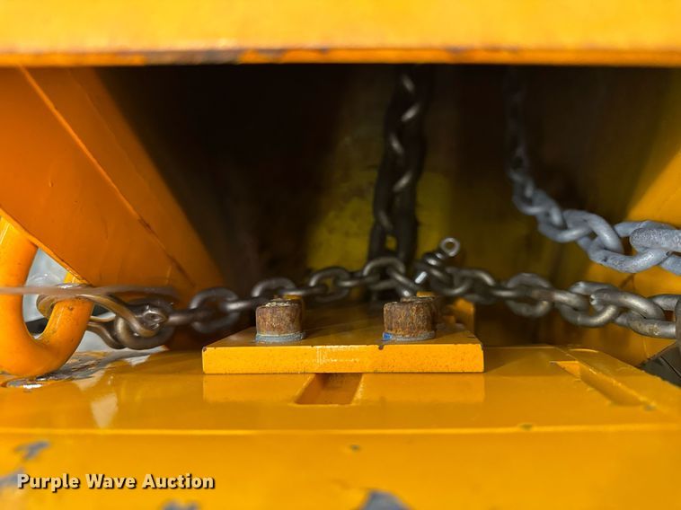 image for item DH9827 Harrington Hoist and Cranes ERIA-556732 crane