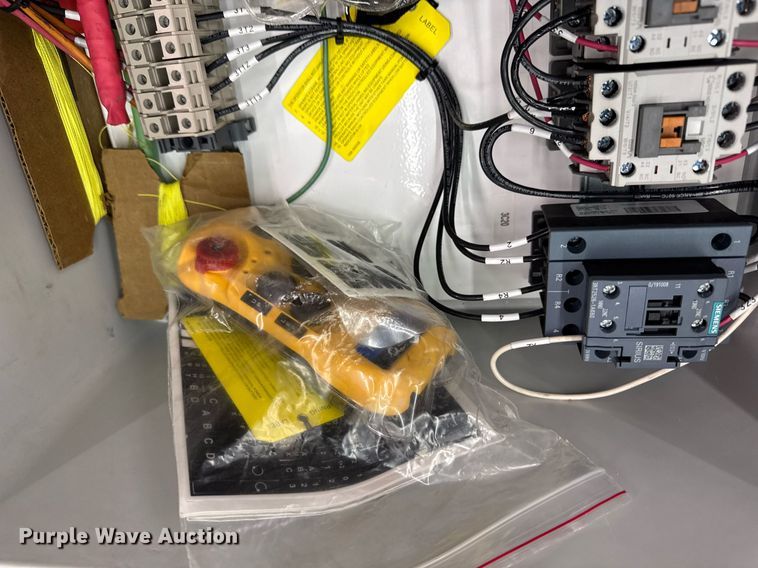 image for item DH9827 Harrington Hoist and Cranes ERIA-556732 crane