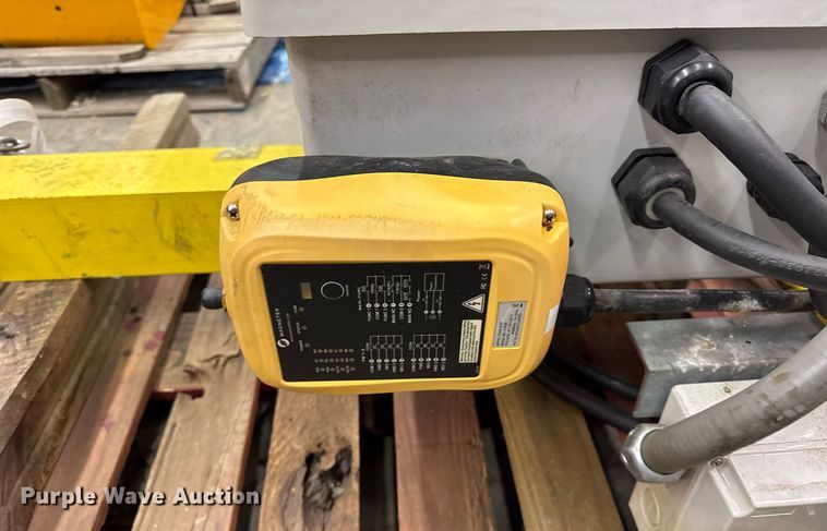 image for item DH9827 Harrington Hoist and Cranes ERIA-556732 crane