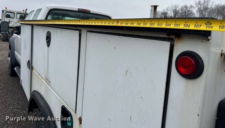 image for item DH9830 2006 Ford F450 Super Duty SuperCab utility / service truck