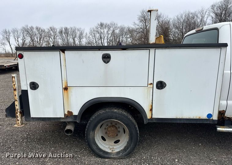 image for item DH9830 2006 Ford F450 Super Duty SuperCab utility / service truck