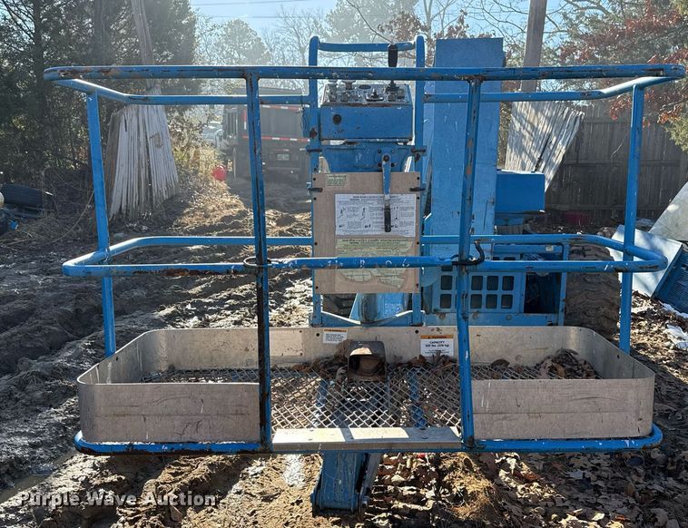 image for item DM5544 1995 Genie Z-45/22 boom lift