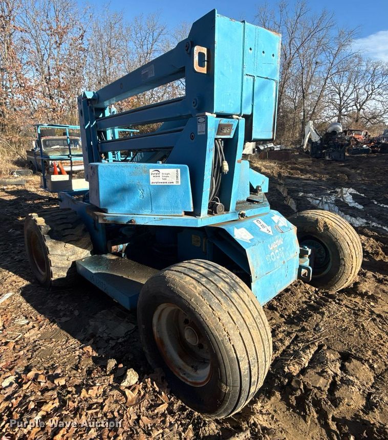 image for item DM5544 1995 Genie Z-45/22 boom lift