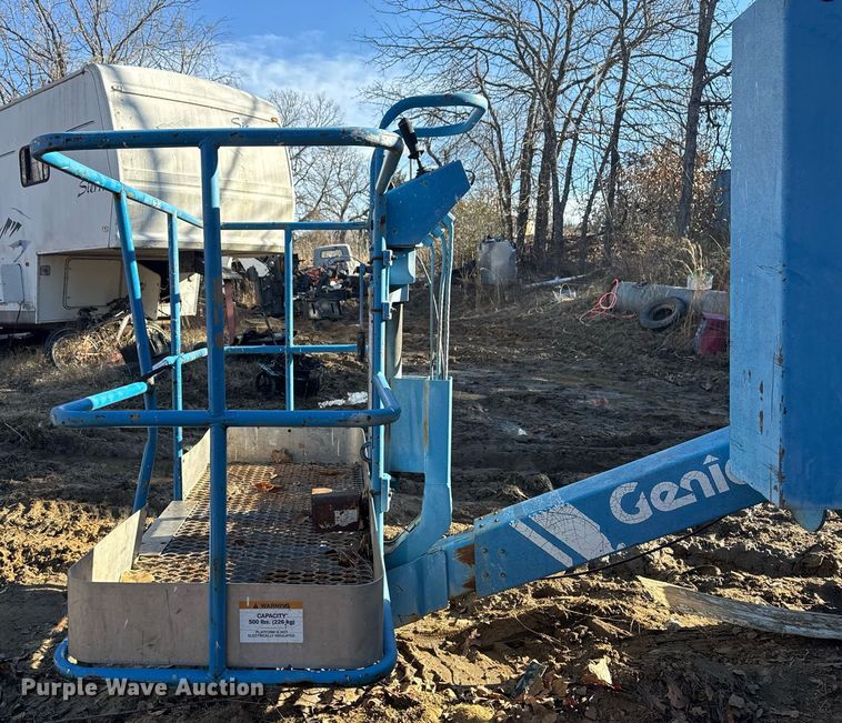 image for item DM5544 1995 Genie Z-45/22 boom lift