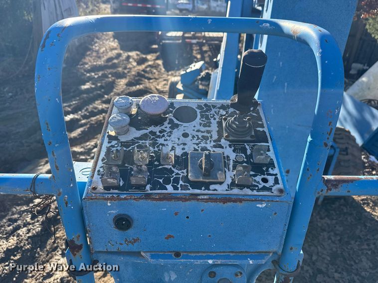 image for item DM5544 1995 Genie Z-45/22 boom lift