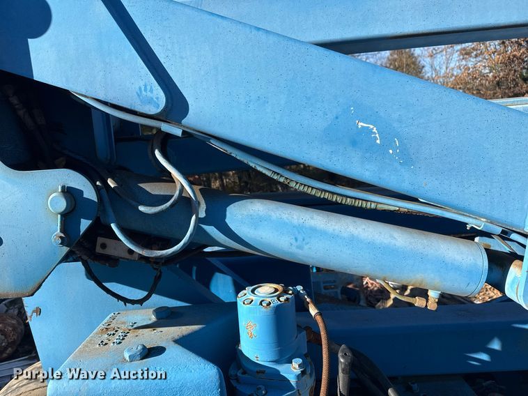 image for item DM5544 1995 Genie Z-45/22 boom lift