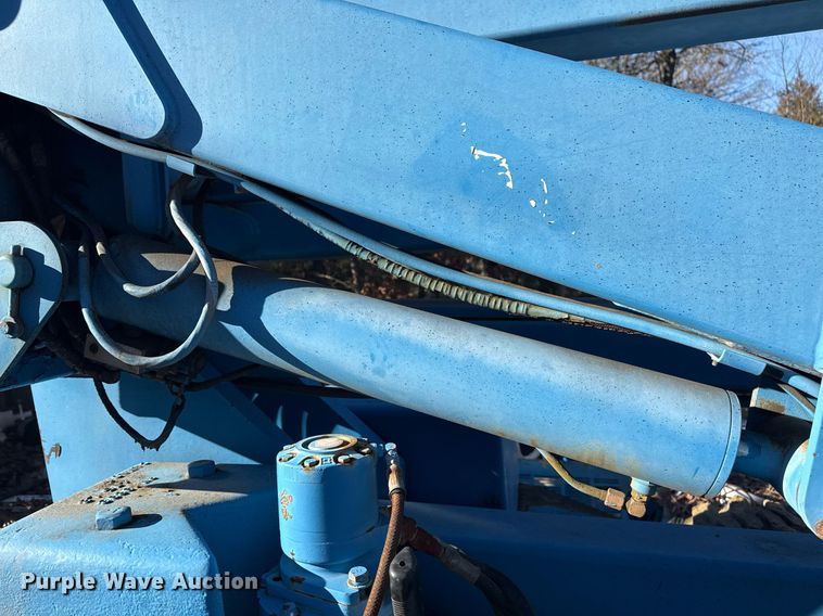image for item DM5544 1995 Genie Z-45/22 boom lift