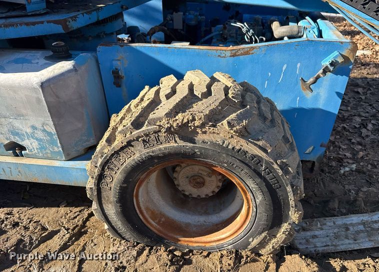 image for item DM5544 1995 Genie Z-45/22 boom lift