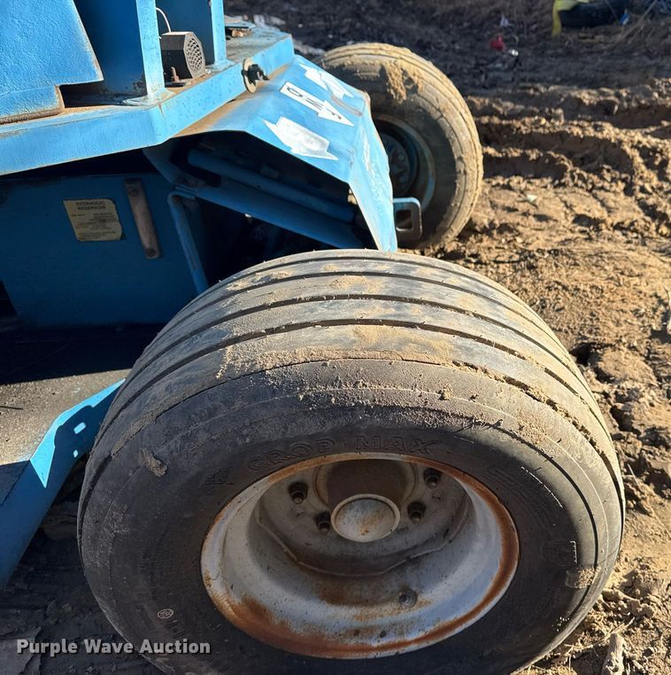 image for item DM5544 1995 Genie Z-45/22 boom lift