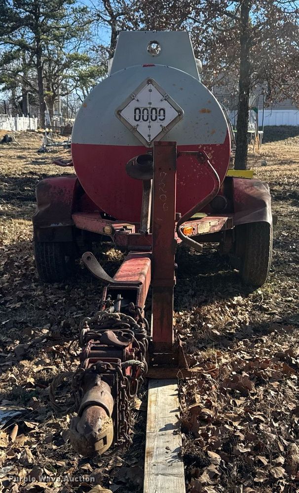 image for item DM5545 1981 Halliburton tank trailer