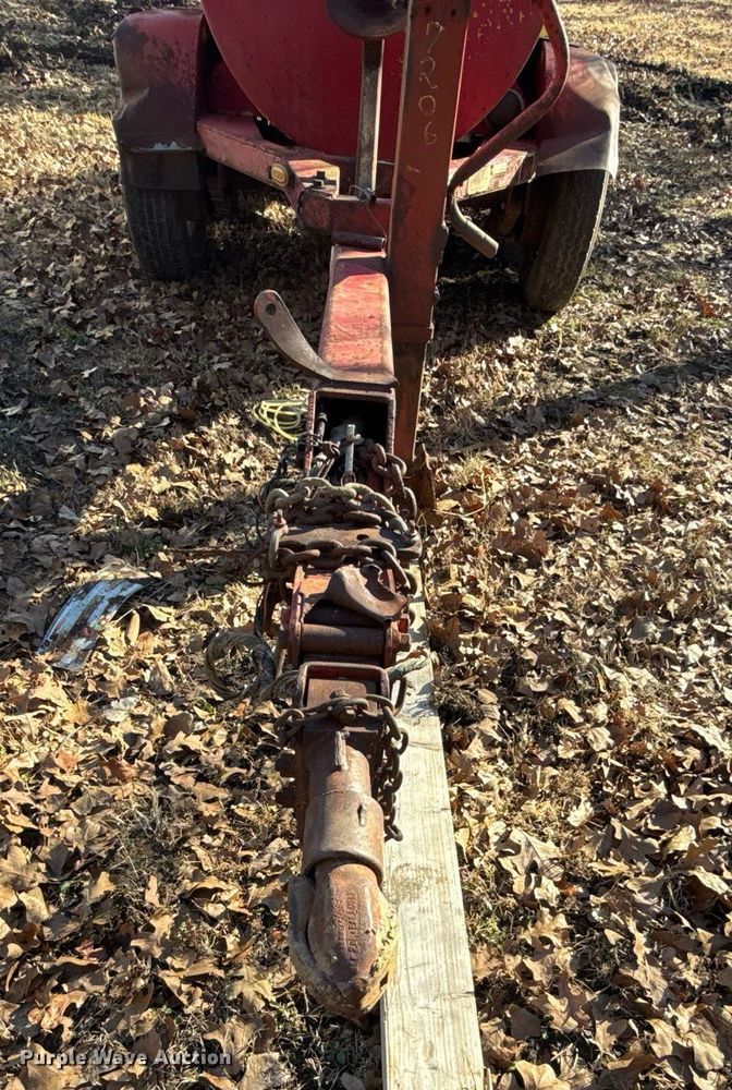 image for item DM5545 1981 Halliburton tank trailer