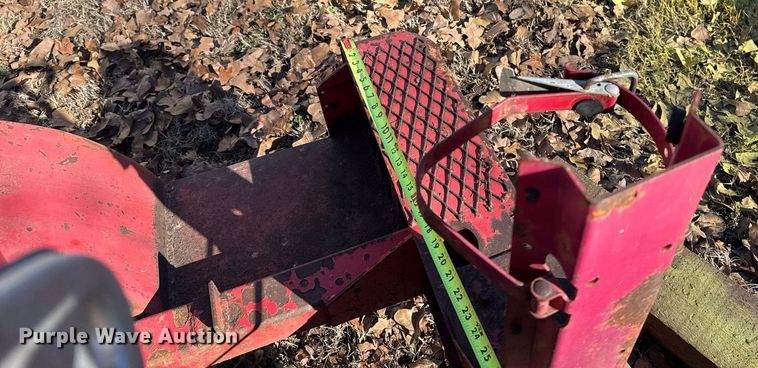 image for item DM5545 1981 Halliburton tank trailer