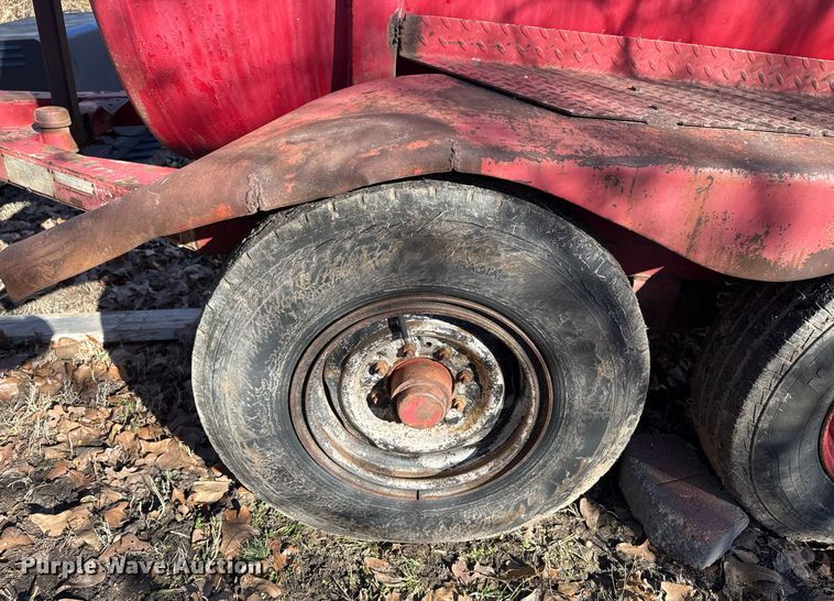 image for item DM5545 1981 Halliburton tank trailer