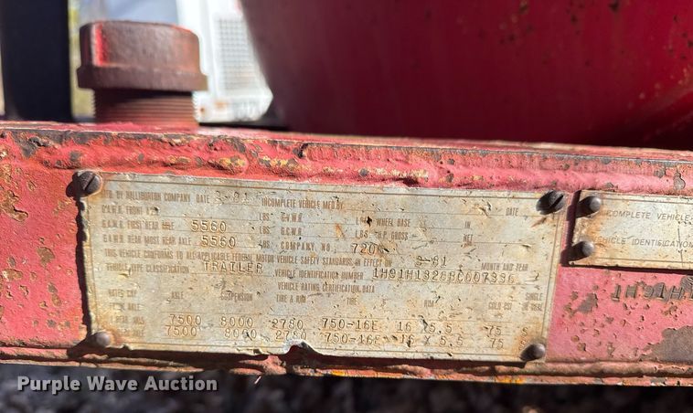 image for item DM5545 1981 Halliburton tank trailer