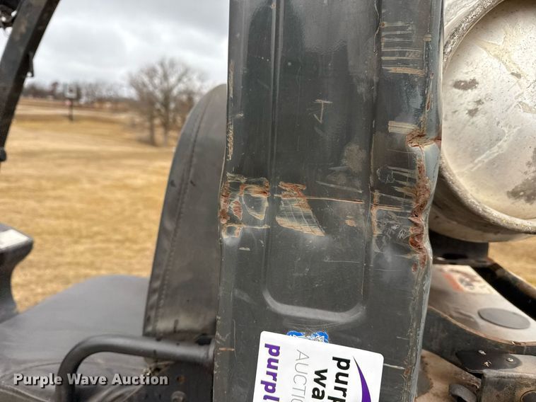 image for item DM5563 Nissan 40 forklift