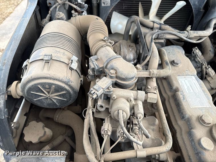 image for item DM5563 Nissan 40 forklift