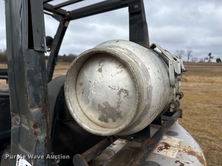 image for item DM5563 Nissan 40 forklift