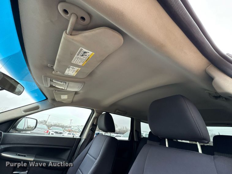 image for item DO0369 2010 Jeep Grand Cherokee Laredo SUV