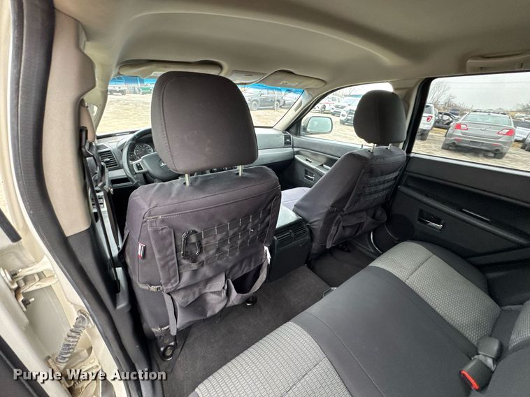 image for item DO0369 2010 Jeep Grand Cherokee Laredo SUV