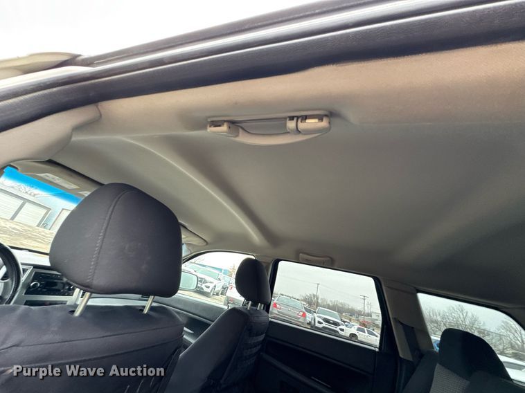 image for item DO0369 2010 Jeep Grand Cherokee Laredo SUV