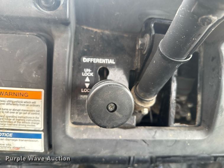 image for item DO0371 2012 Kawasaki Mule 4010 utility vehicle