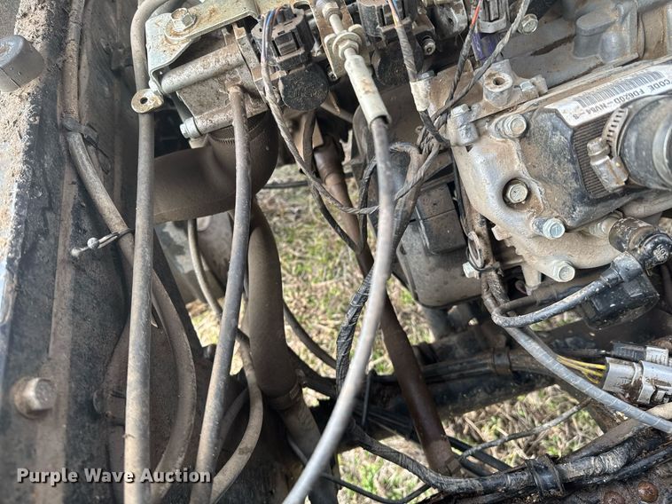 image for item DO0371 2012 Kawasaki Mule 4010 utility vehicle