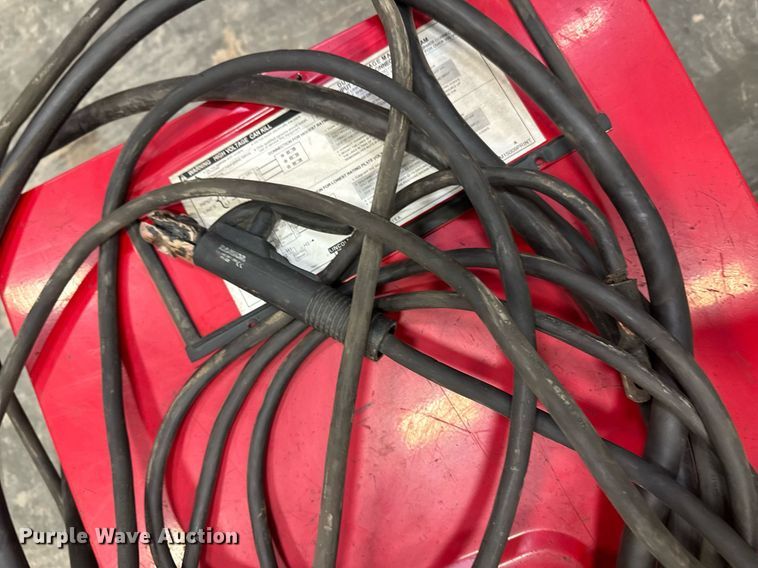 image for item DO0373 Lincoln Electric IdealArc R3R-400 welder