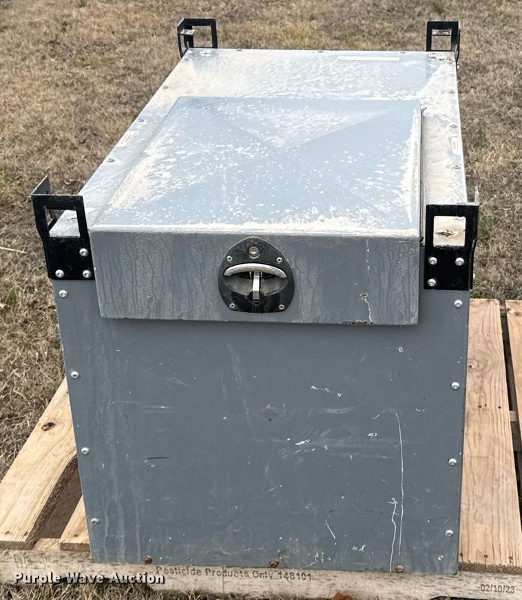 image for item DO0388 Thunder Creek DTT50 DEF transport tote