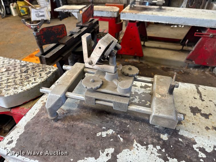 image for item DO0409 Beeline AA alignment machine