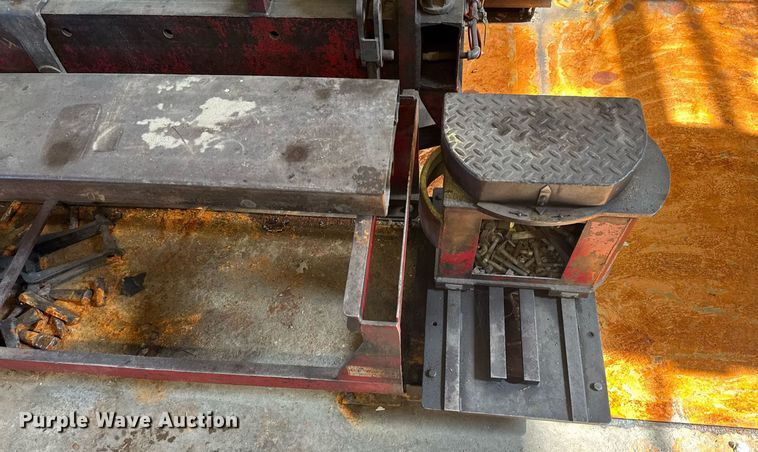 image for item DO0410 Beeline AA vehicle alignment machine