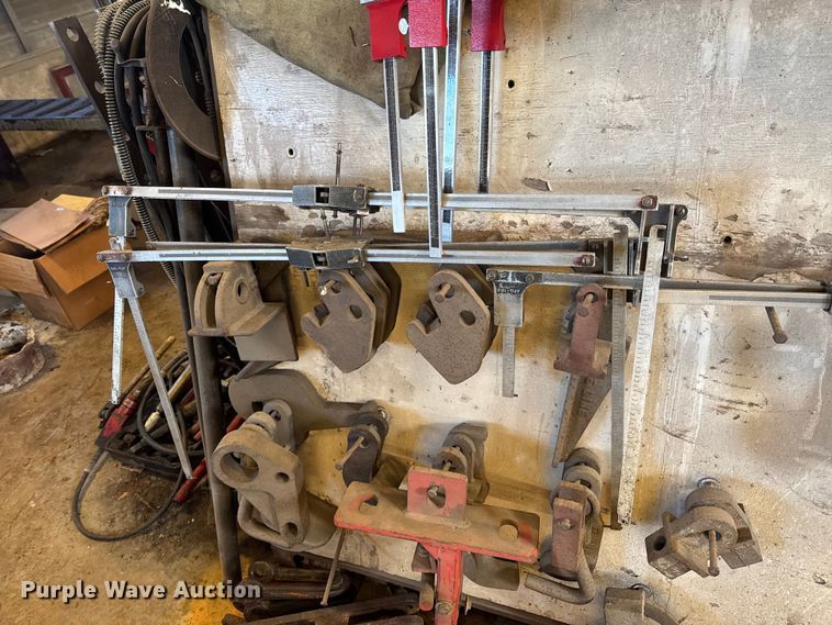 image for item DO0411 Bee Line AA vehicle alignment machine