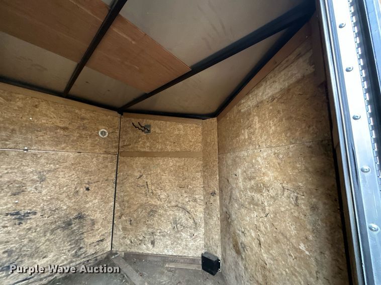 image for item DQ6631 2019 Formula enclosed cargo trailer